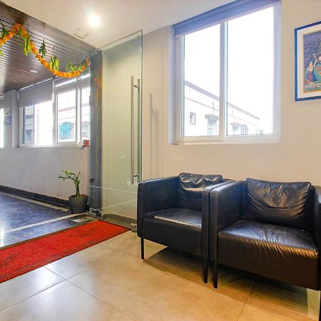 Fabhotel Ssr Fern Suites - 100M From Gsm Mall Madeenaguda Lingampalli Buitenkant foto